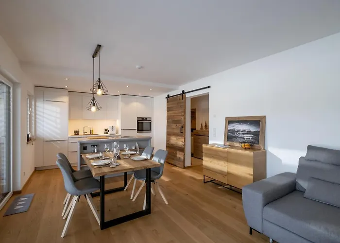Ferienwohnung Tirolglueck Mit Grossem Garten